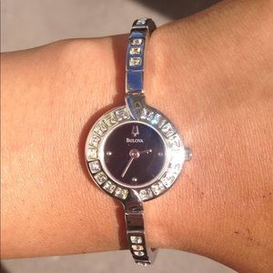 🎄Vintage Bulova Diamond Watch